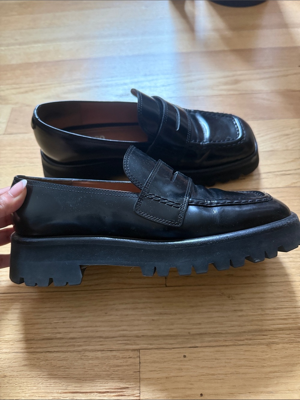 LABUCQ black loafers - Picture 2 of 4